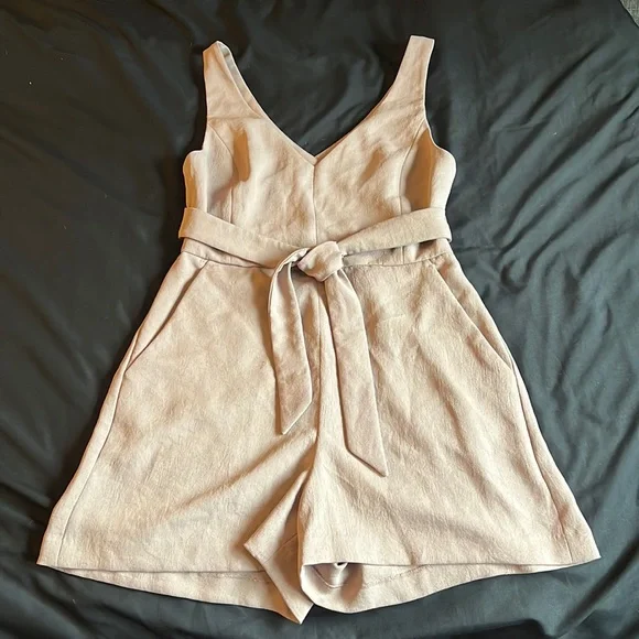 Wilfred Wrap Romper Size 6 in Mauve Pink - Picture 3 of 9